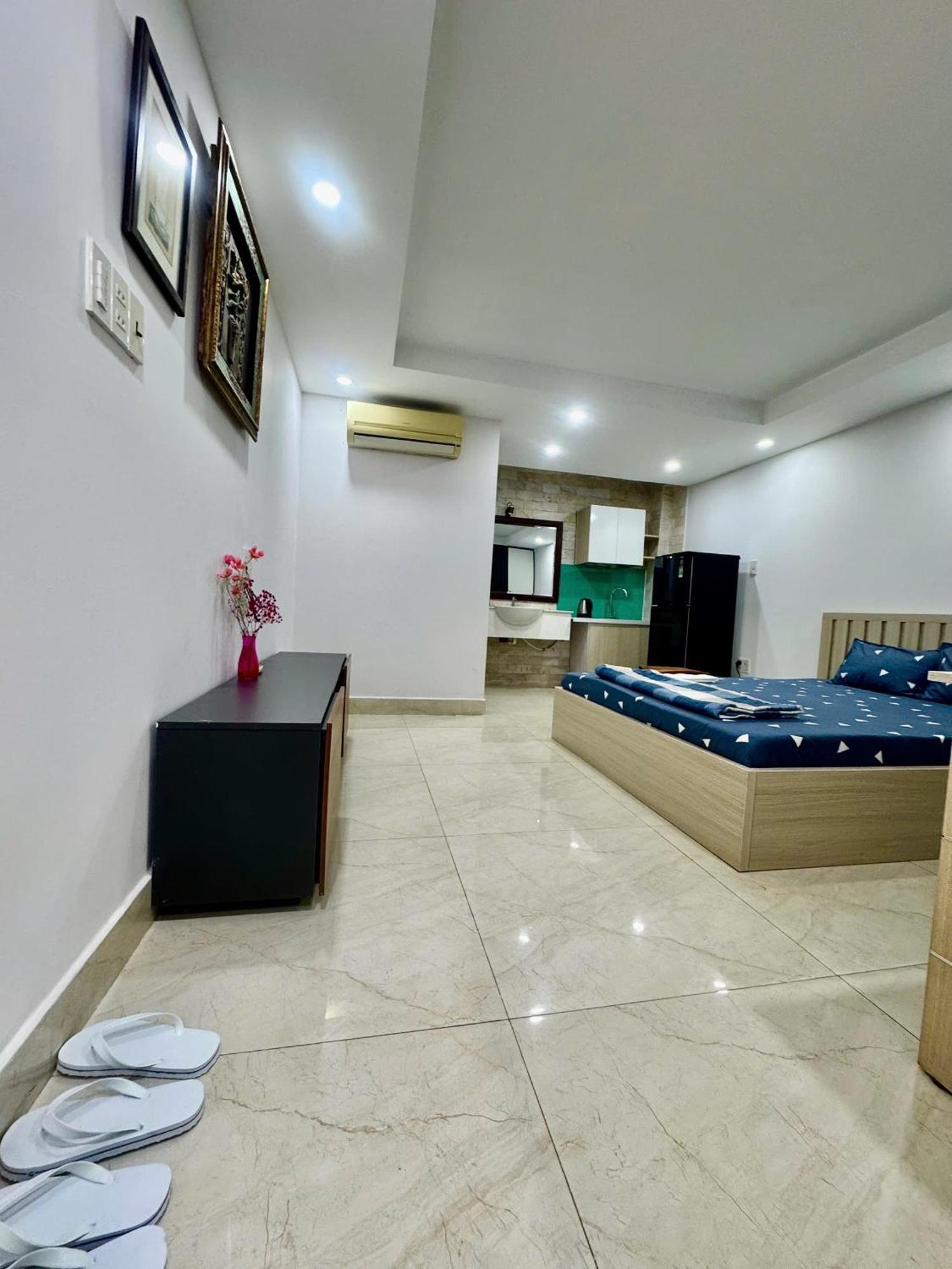 Pho Quang Apartment